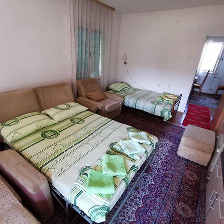 Apartments Domacinstvo Nikolic Valjevo Exteriör bild