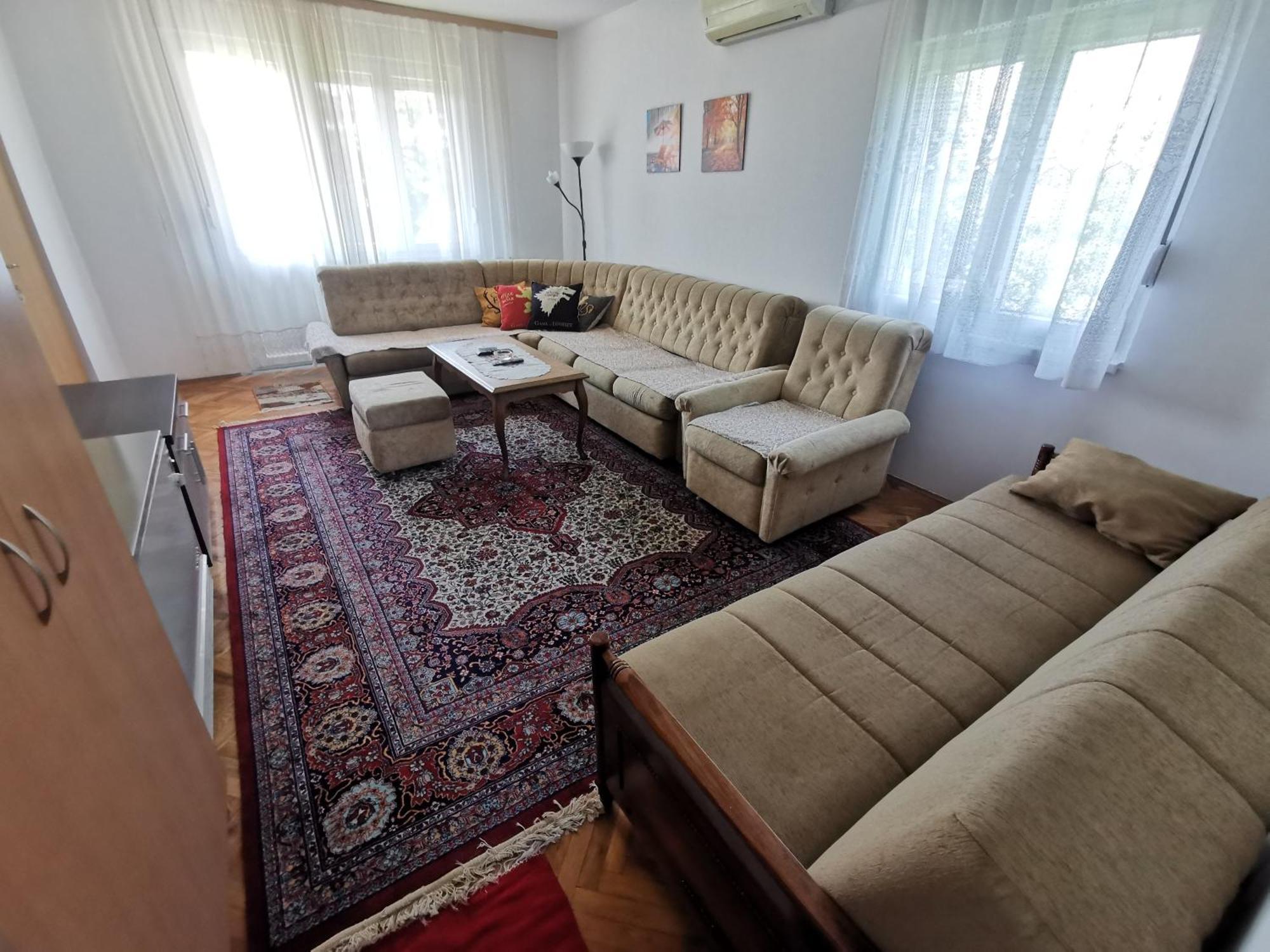 Apartments Domacinstvo Nikolic Valjevo Exteriör bild