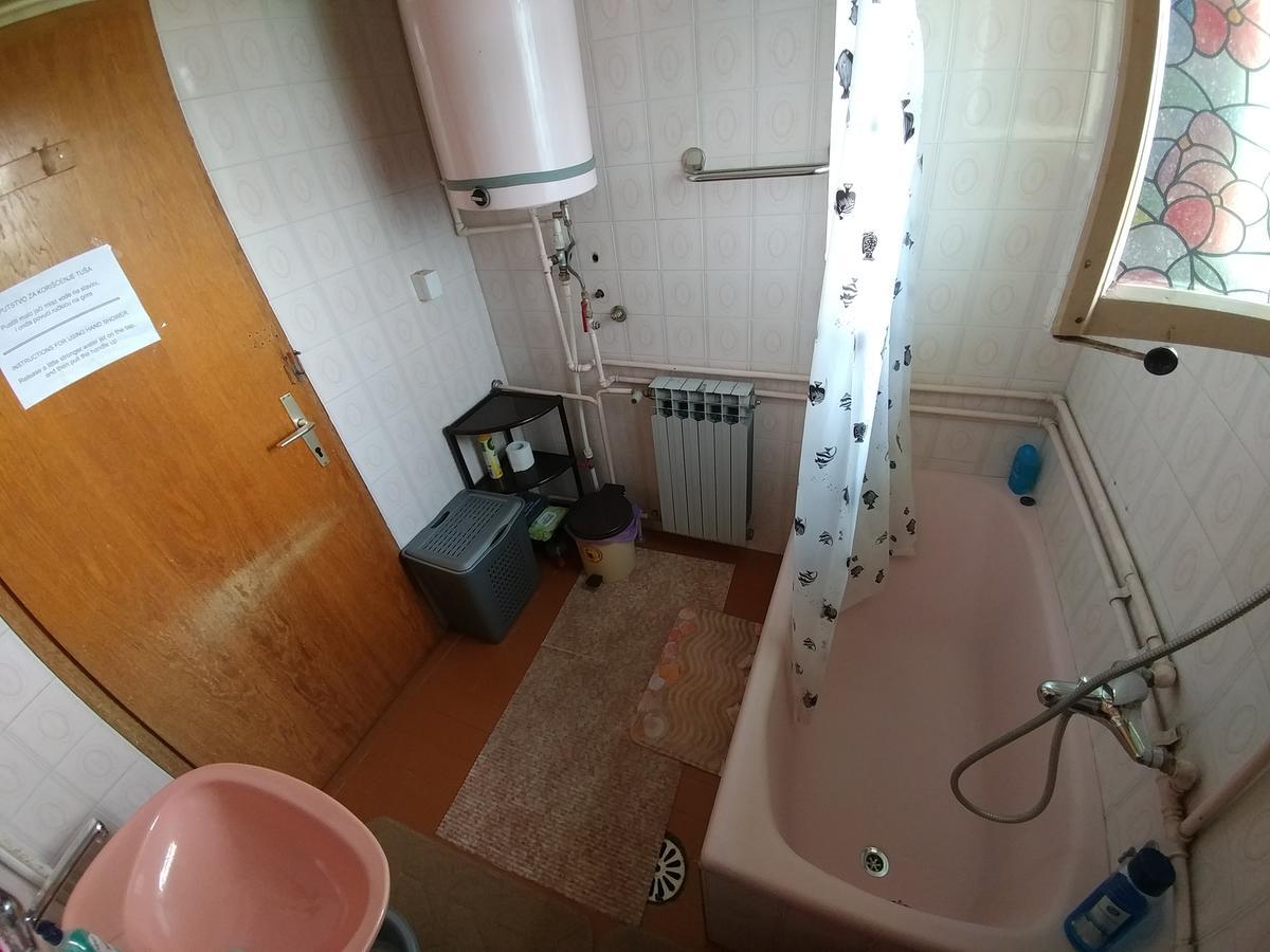 Apartments Domacinstvo Nikolic Valjevo Exteriör bild