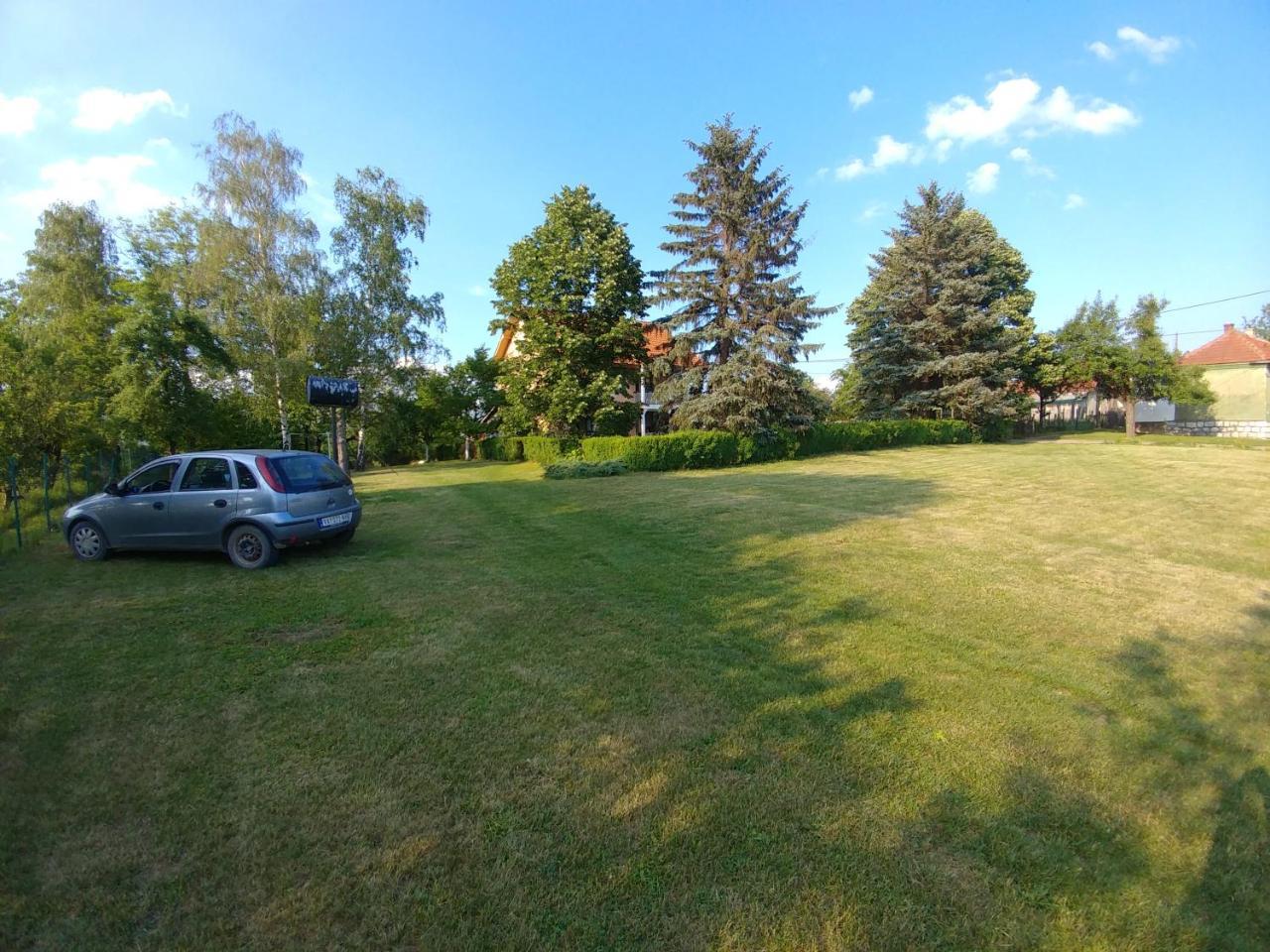 Apartments Domacinstvo Nikolic Valjevo Exteriör bild